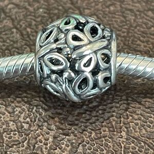 BUTTERFLY AUTHENTIC PANDORA CHARM
